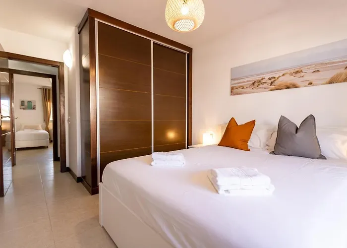 El Horno 2a035 * 阿德耶